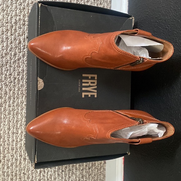 Frye Reina Bootie Cognac Size 7.5 M - Picture 2 of 6